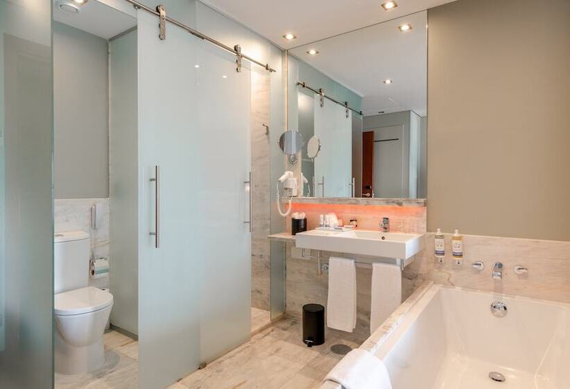 اتاق لوکس, Pousada de Lisboa, Small Luxury Hotels of the World