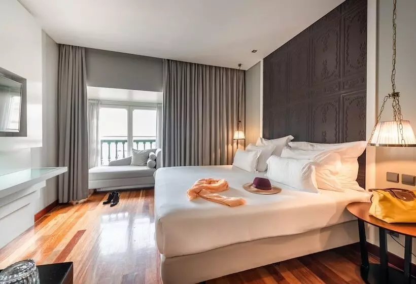 Quarto deluxe, Pousada de Lisboa, Small Luxury Hotels of the World