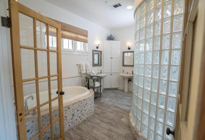 חדר סטנדרט עם מיטת קינג, Sage Hill Inn & Spa