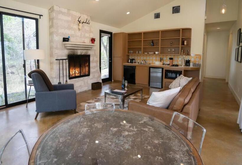 오두막, Sage Hill Inn & Spa