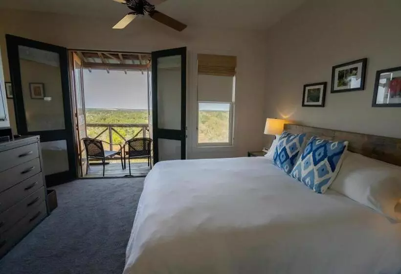 キングサイズベッドのデラックスルーム, Sage Hill Inn & Spa