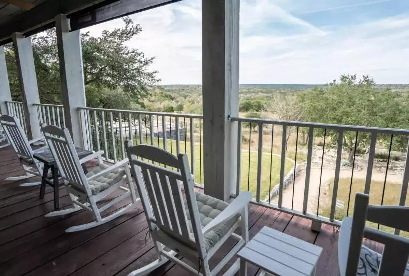 キングサイズベッドのデラックスルーム, Sage Hill Inn & Spa