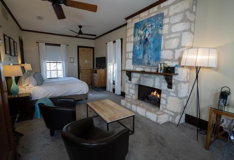 חדר דחוקס עם מיטת קינג, Sage Hill Inn & Spa