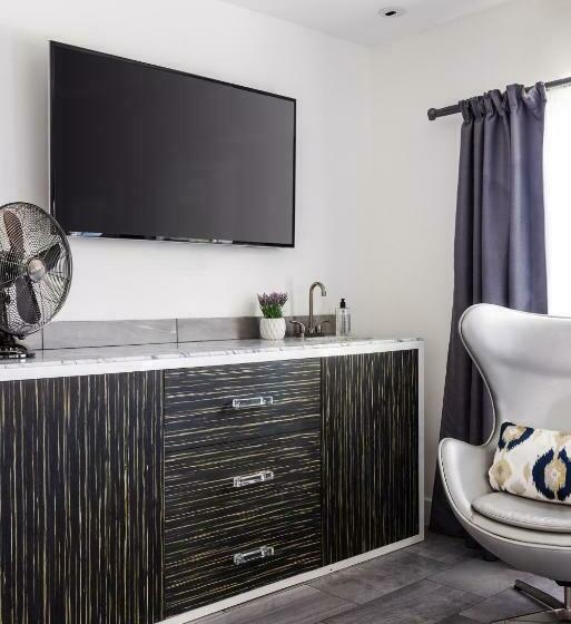 スイート, The Palm Springs