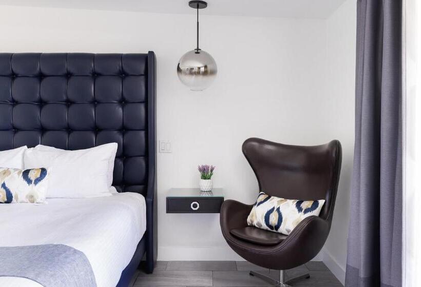 キングサイズベッドのデラックスルーム, The Palm Springs