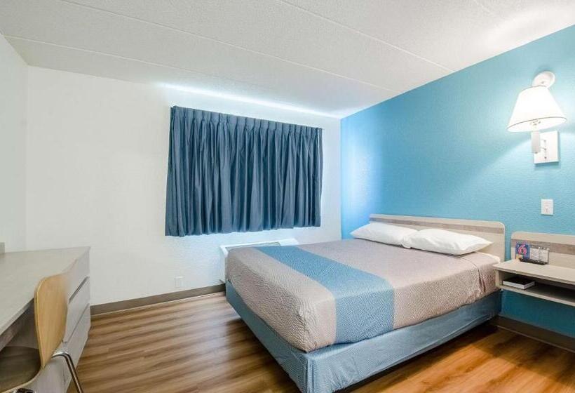 غرفة قياسية سرير كينج, Motel 6 Big Springs, Ne