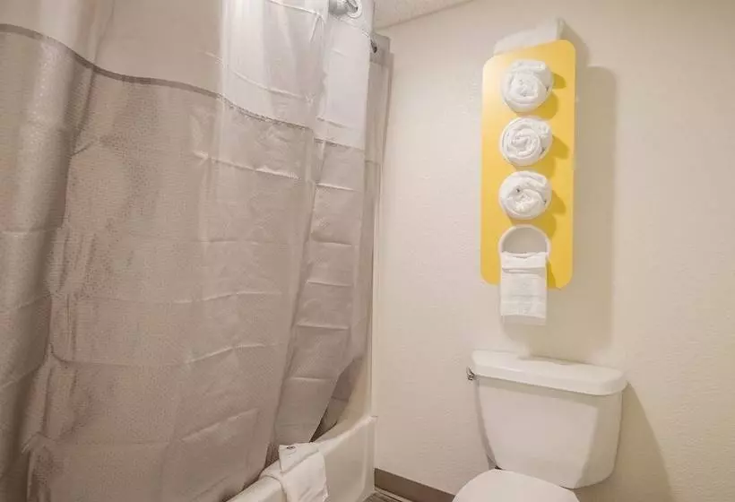 スタンダードルーム, Motel 6 Big Springs, Ne
