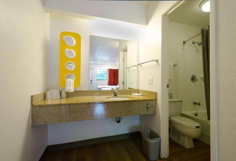 غرفة قياسية سرير كينج, Motel 6gaithersburg, Dc  Washington