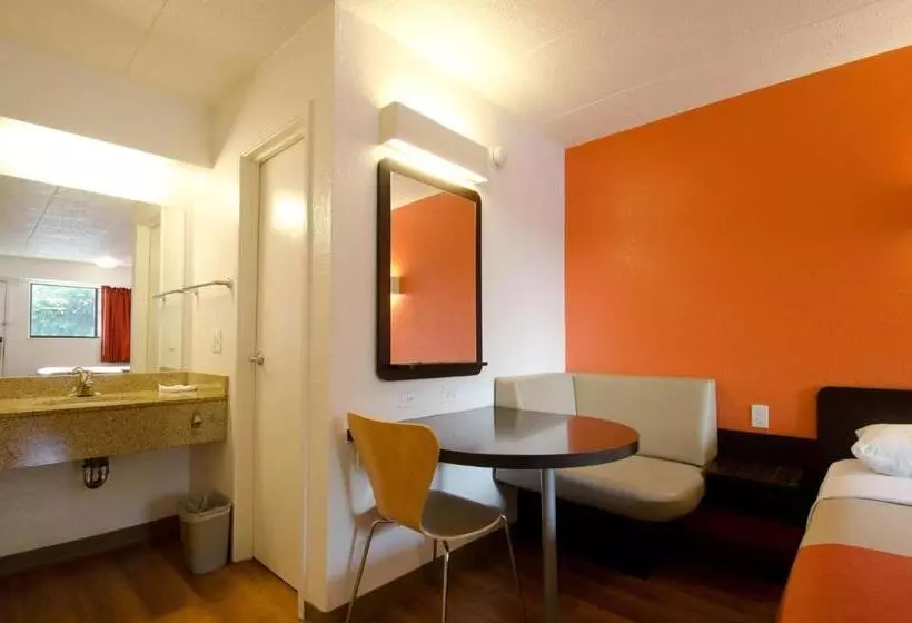 身障者適用スタンダードルーム, Motel 6gaithersburg, Dc  Washington