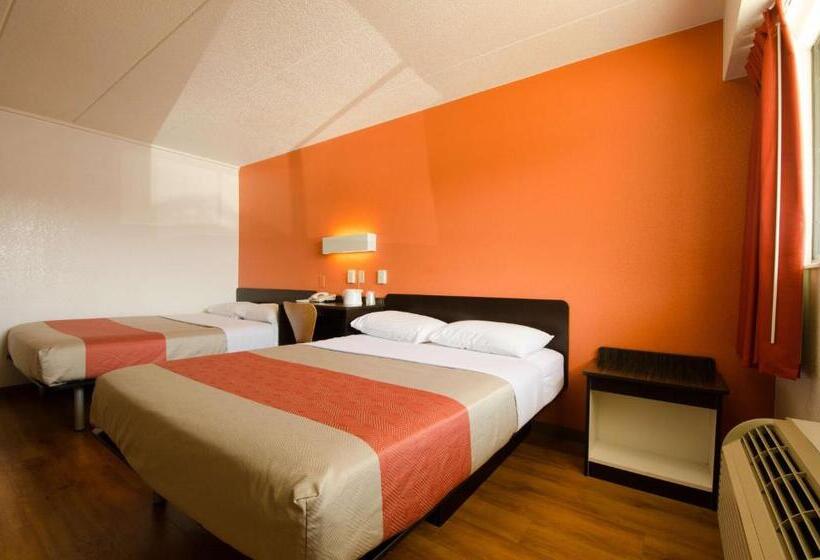 غرفة قياسية لذوى الاحتياجات الخاصة, Motel 6gaithersburg, Dc  Washington