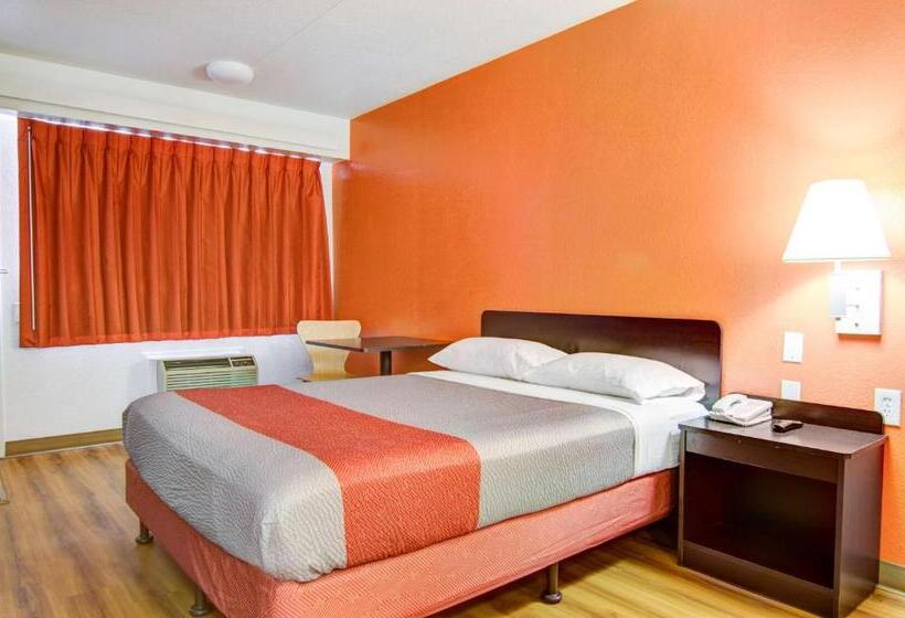 غرفة قياسية سرير كينج, Motel 6springfield, Mo  North