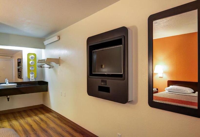 Номер Deluxe, Motel 6springfield, Mo  North