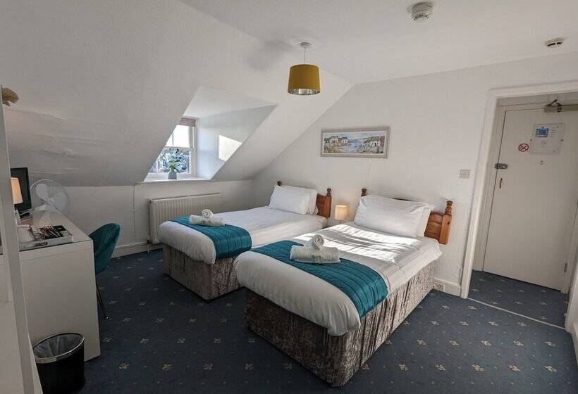 Habitación Estándar Abuhardillada, Acqua Beach