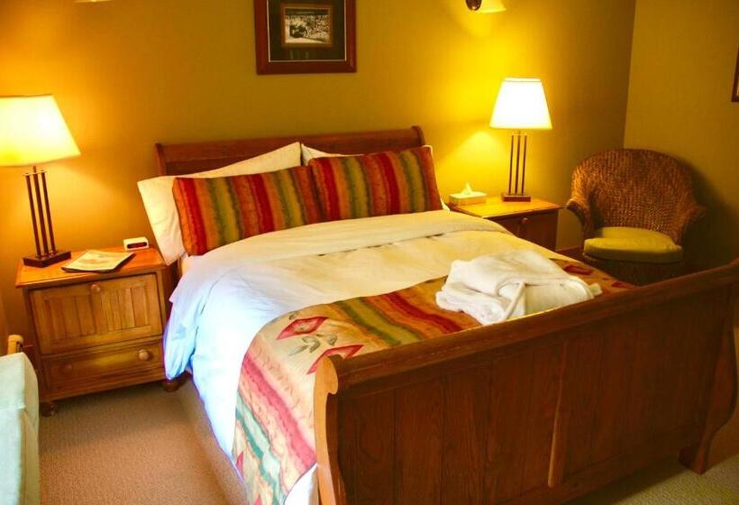 חדר דלוקס, Vagabond Lodge At Kicking Horse