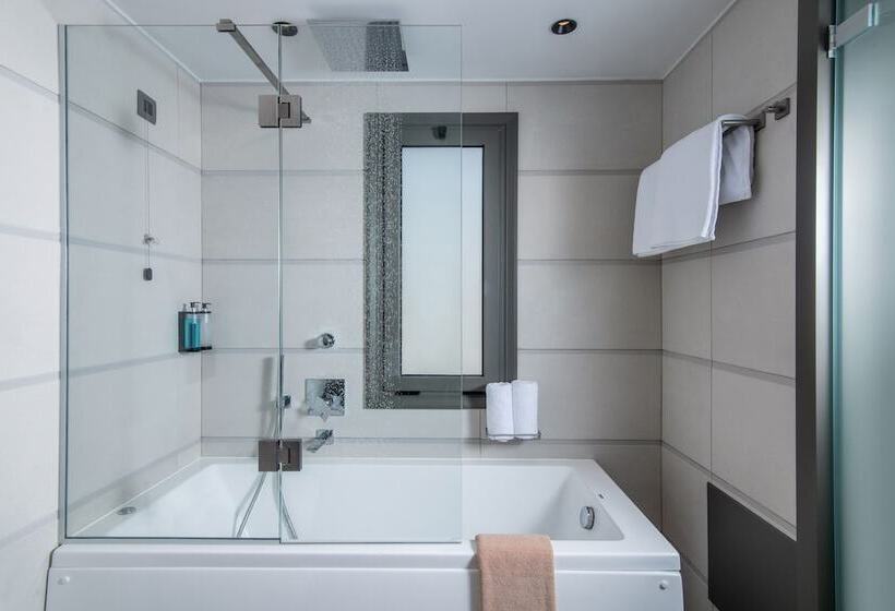 דירת חדר דלוקס, Summer Dream