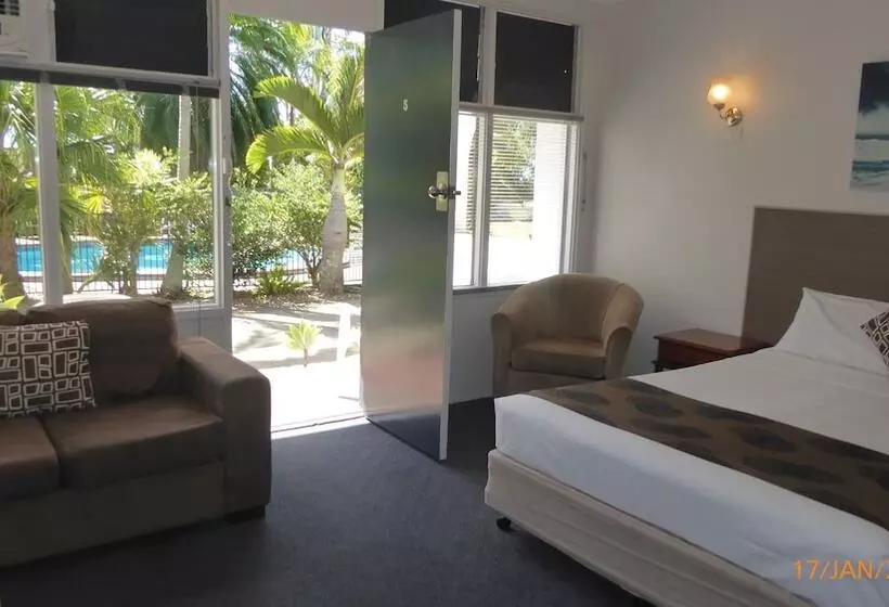 スイート（家族用）, Tower Court Motel