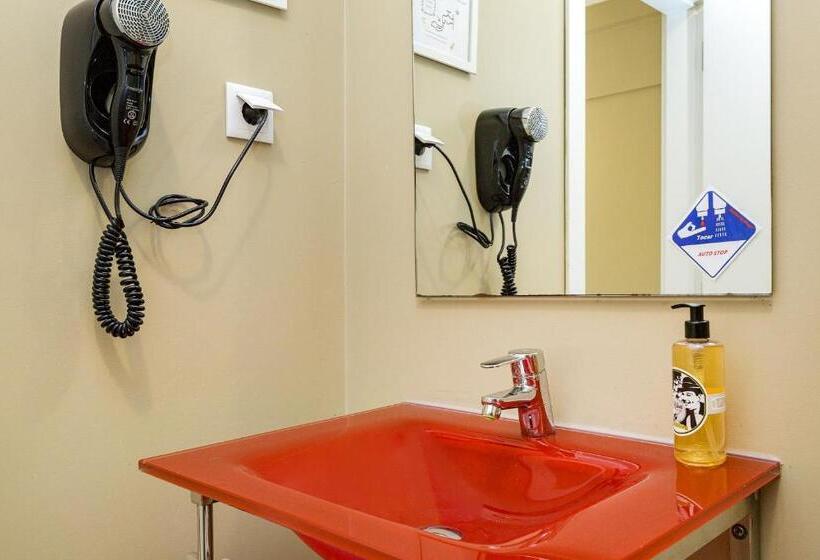 سوییت سوپریور, Wallis Rato