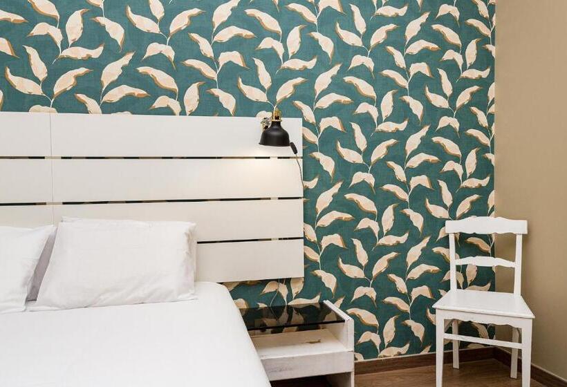 سوییت سوپریور, Wallis Rato