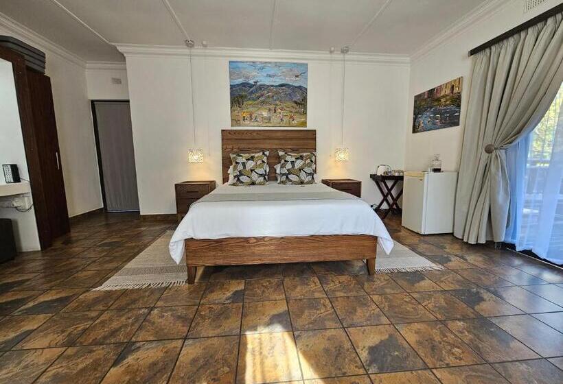 חדר משפחתי, Leopard Corner Lodge