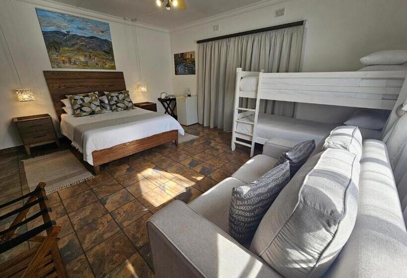 חדר משפחתי, Leopard Corner Lodge