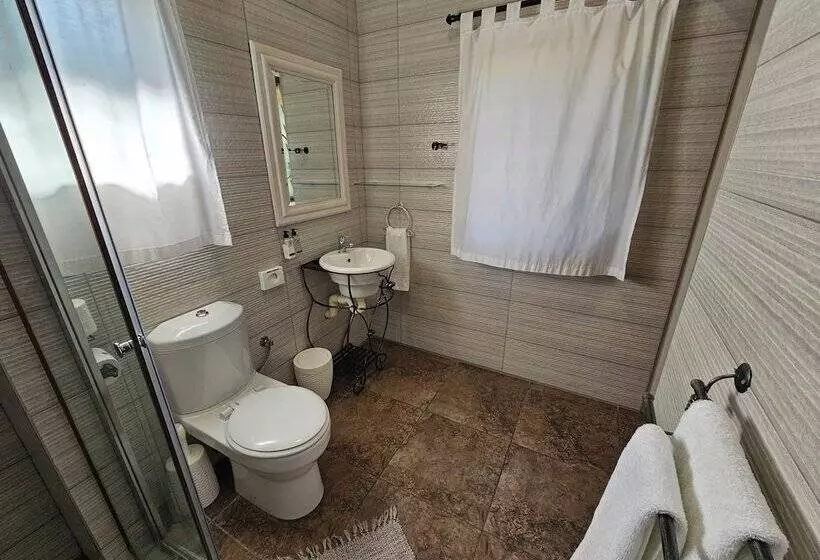 デラックストリプルルーム, Leopard Corner Lodge