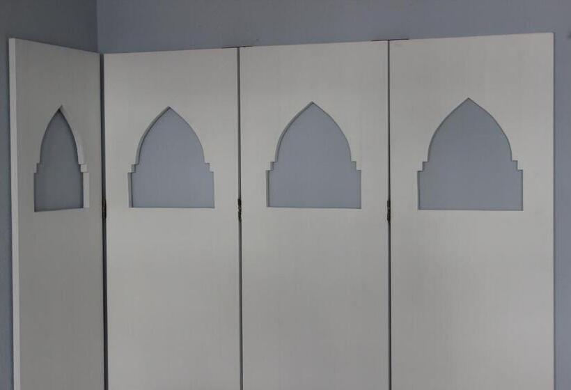 اتاق استاندارد با بالکن, Ericeira Chill Hill Hostel & Private Rooms   Peach Garden