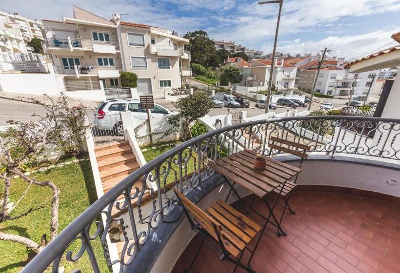 اتاق استاندارد با سرویس بهداشتی مشترک, Ericeira Chill Hill Hostel & Private Rooms   Peach Garden