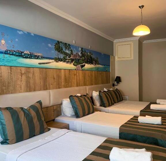 غرفة قياسية ثلاثية, Akkan Beach