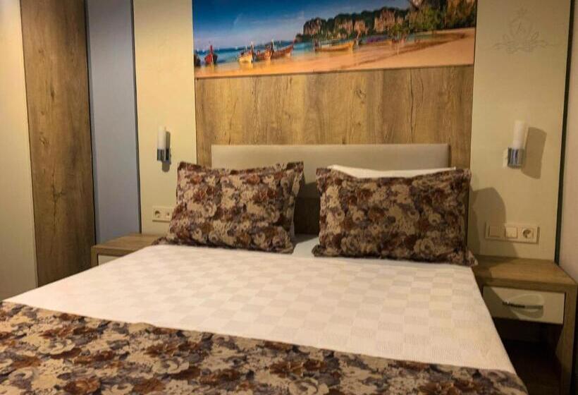 غرفة قياسية, Akkan Beach