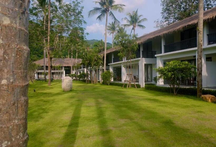 اتاق سوپریور, Awa Resort Koh Chang