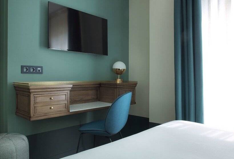 クラシックルーム, Bachaumont