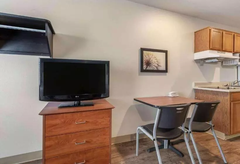 ２ダブルベッドのスタンダードルーム, Extended Stay America Select Suites  Gainesville