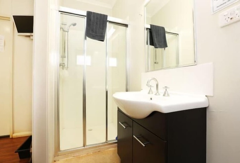 اتاق استاندارد, Mia Mia House In The Desert