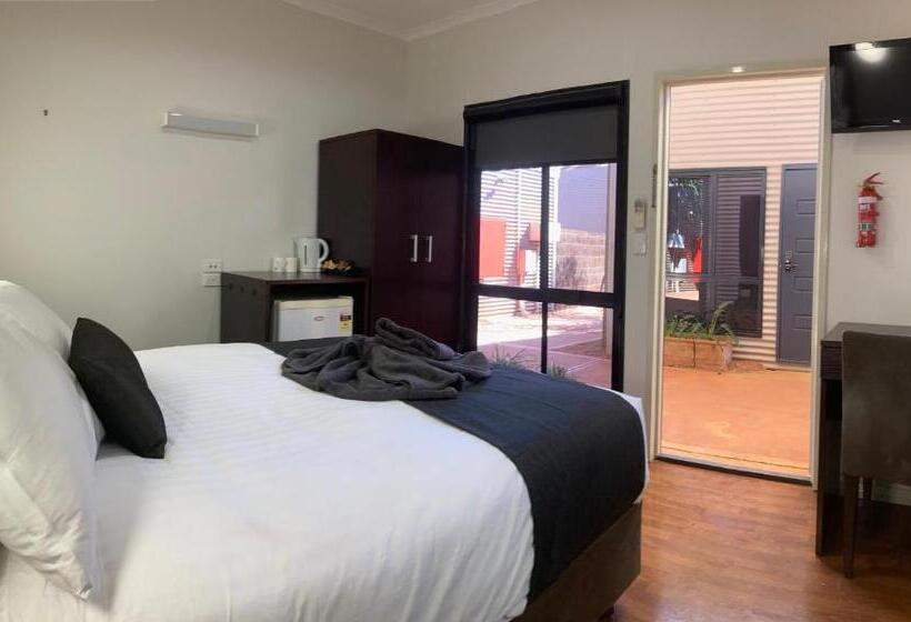 اتاق استاندارد, Mia Mia House In The Desert