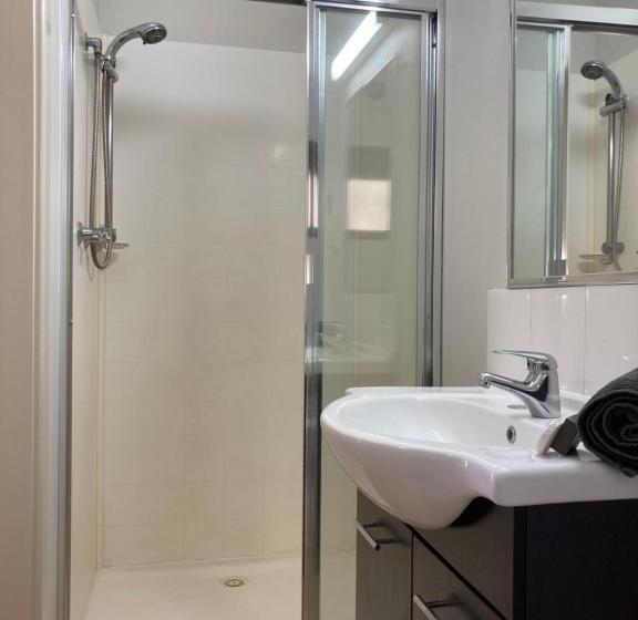 اتاق استاندارد, Mia Mia House In The Desert