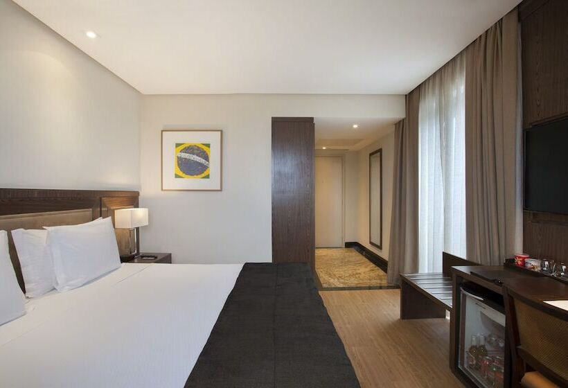 Номер Deluxe с Балконом, Windsor Brasilia