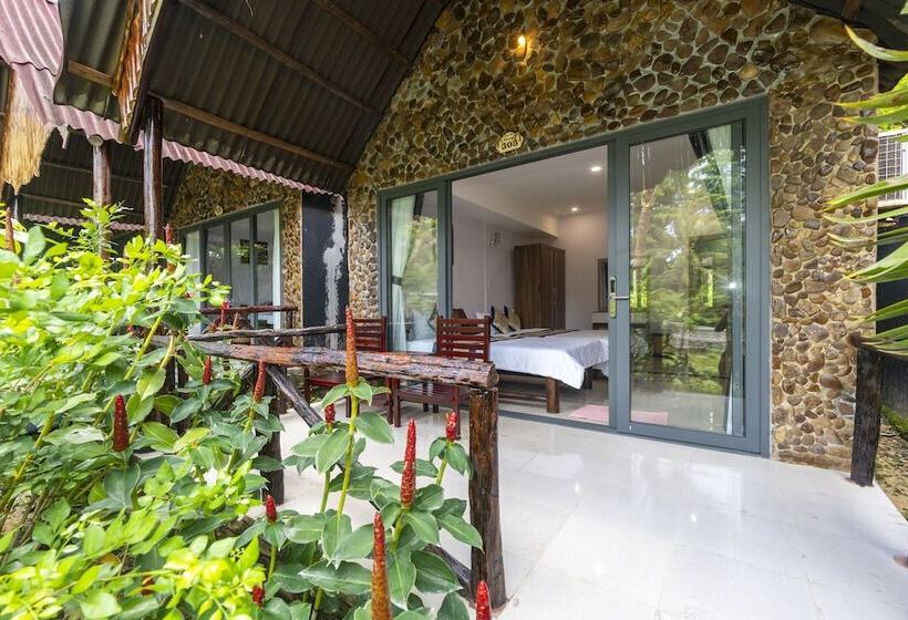 اتاق استاندارد سه تخته با چشم‌انداز باغ, Mai Phuong Resort Phu Quoc