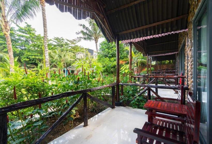 اتاق استاندارد سه تخته با چشم‌انداز باغ, Mai Phuong Resort Phu Quoc