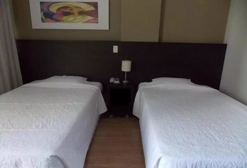 デラックストリプルルーム, Mont Blanc Apart Hotel   Duque De Caxias