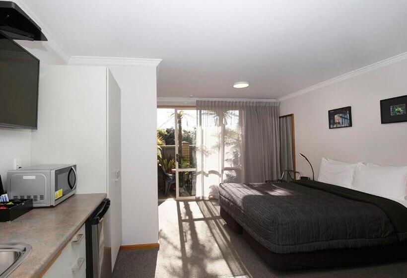 스탠다드 스튜디오 킹침대, Asure Chelsea Gateway Motor Lodge