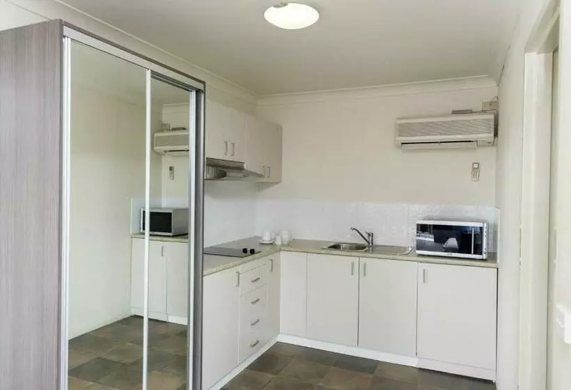 Quarto executivo, Bathurst Motor Inn