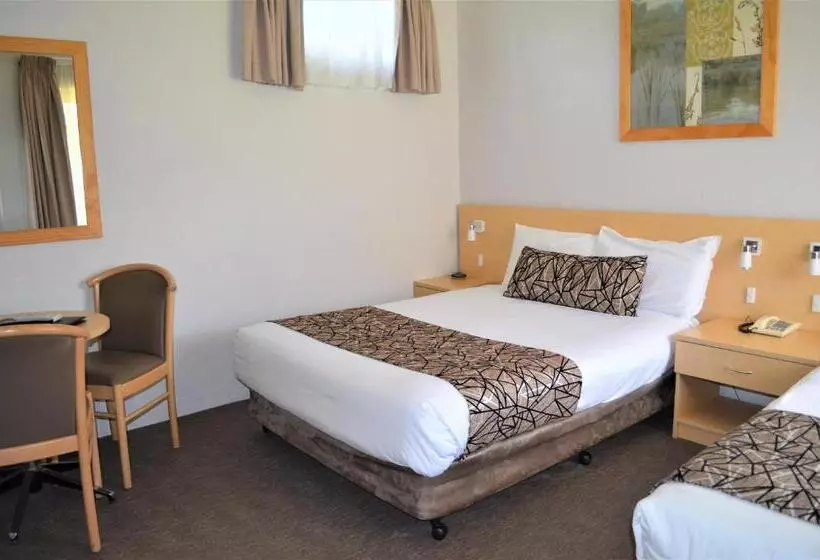 Quarto Economy, Bathurst Motor Inn