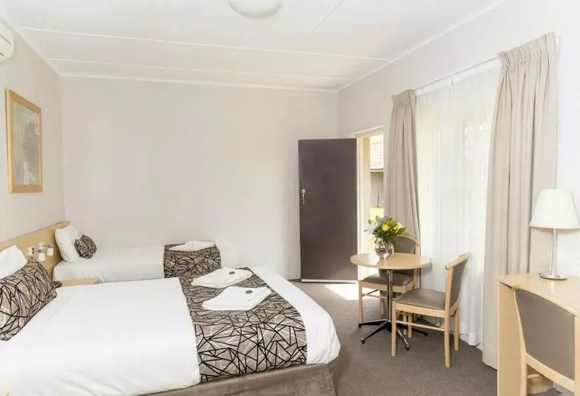 Quarto Economy, Bathurst Motor Inn
