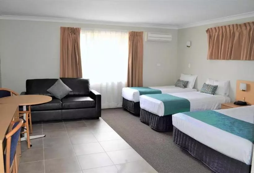Quarto Familiar Deluxe, Bathurst Motor Inn