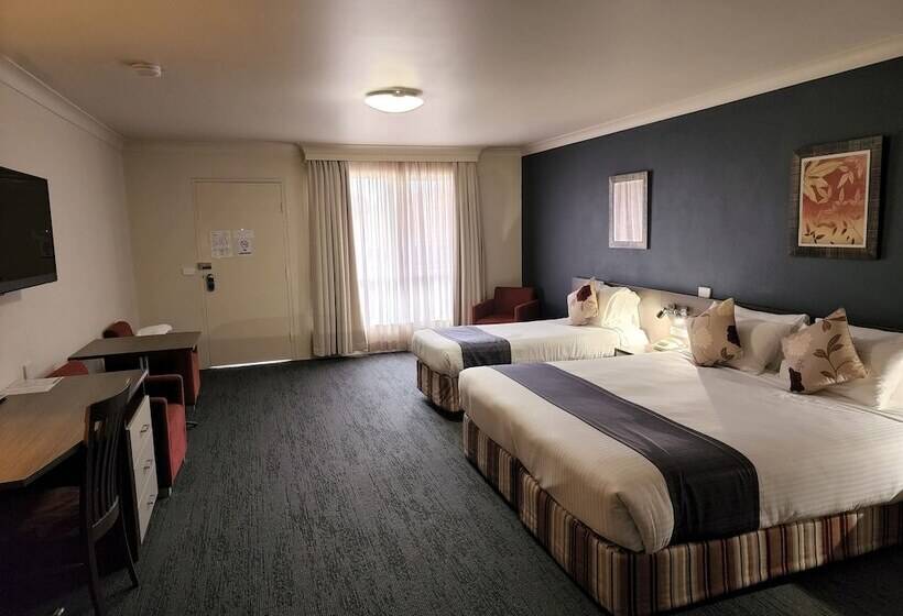 اتاق اجرایی, Bathurst Motor Inn