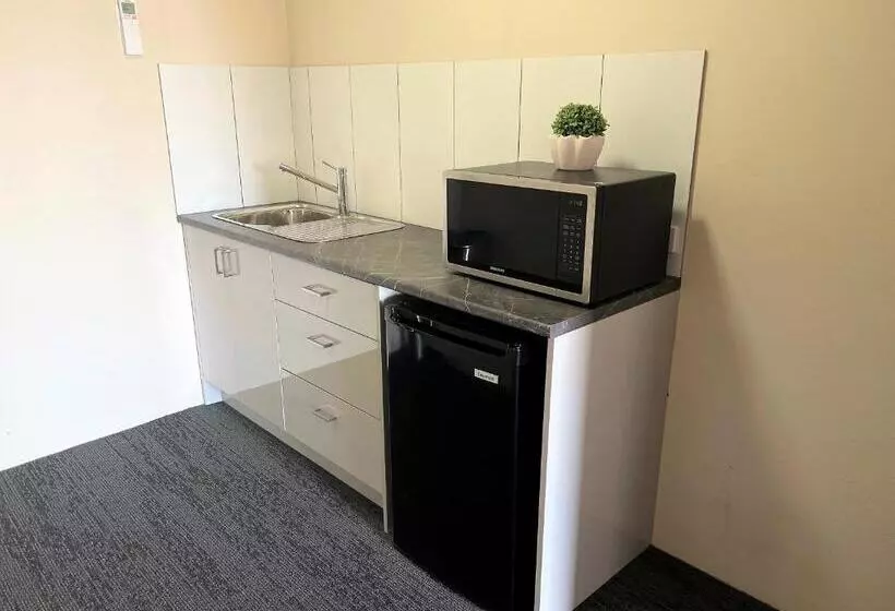 Quarto executivo, Bathurst Motor Inn