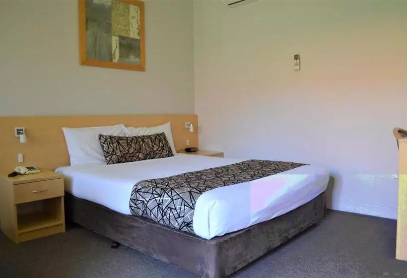 Quarto Economy, Bathurst Motor Inn