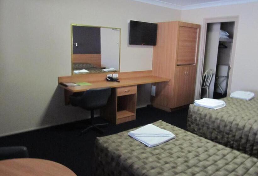 اتاق استاندارد, Sunpalms Motel