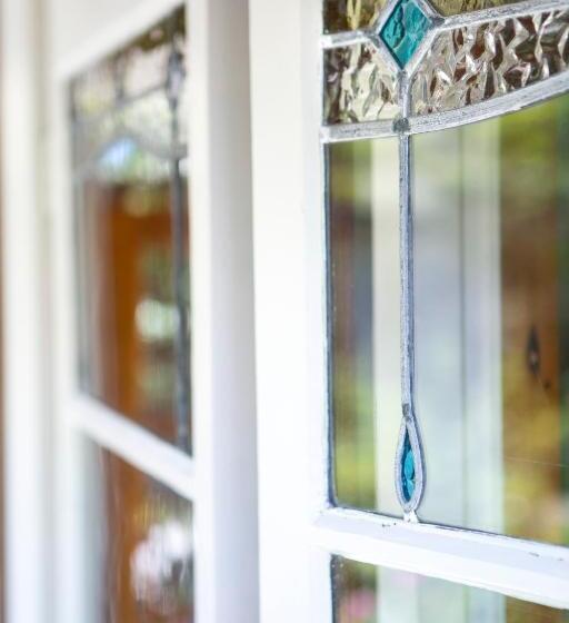 منزل غرفة نوم واحدة, The Church Accommodation