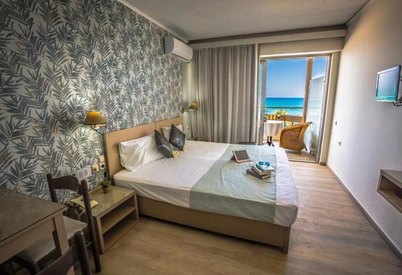 Студия Стандарт Вид на Море, Theo Beach Hotel Apartments